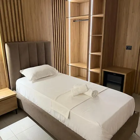 Llaman Luxury