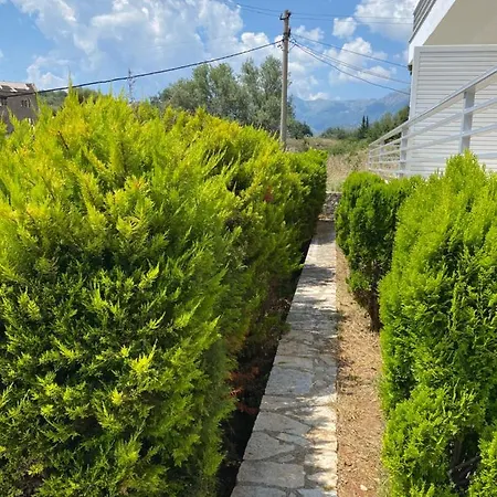 Llaman Luxury * Himarë