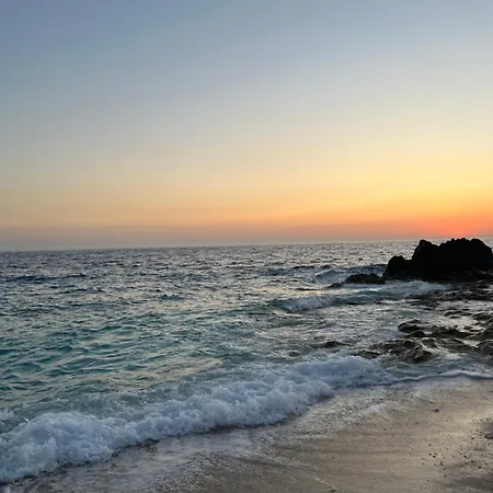 Llaman Luxury Apartment