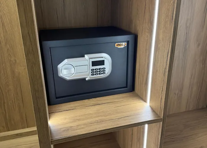 Llaman Luxury * Himarë